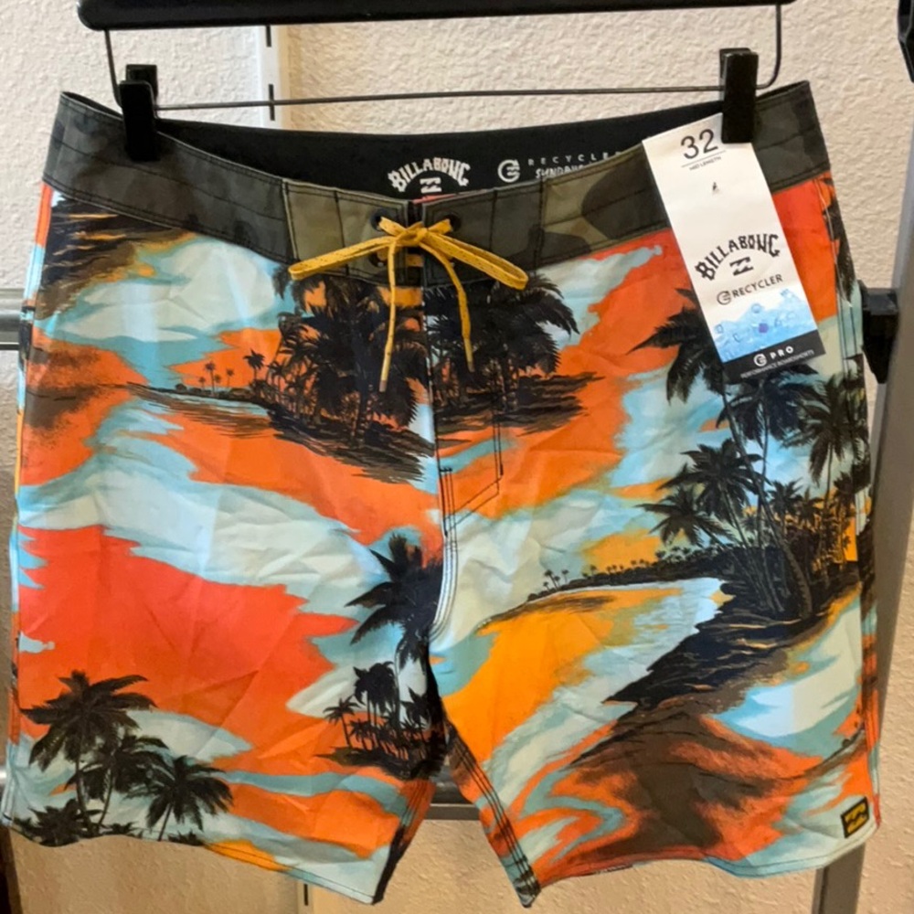 Billabong Men’s Board short
